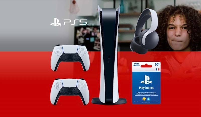 Le Pack Playstation 5 (Digitale et Standard) avec 2 manettes DualSense, 1 casque-micro Pulse 3D et 1 carte cadeau Playstation Store 50€