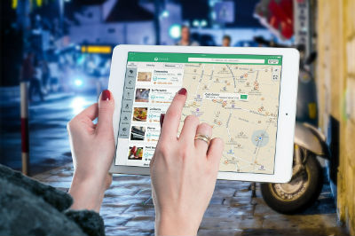 recherche d'itinéraire sur tablette