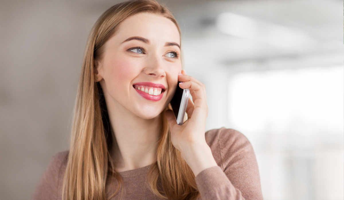 woman-on-the-phone
