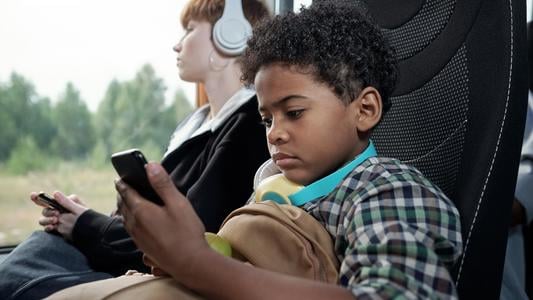 Comment protéger les enfants de l'usage excessif des écrans ?
