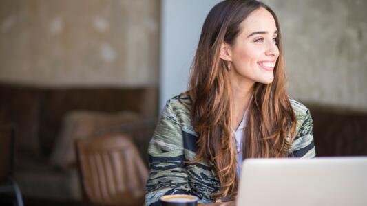 woman-laptop-coffee