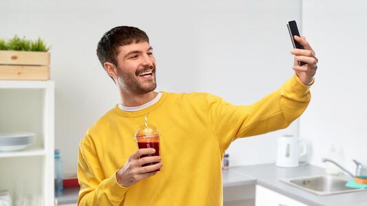 man-happy-smartphone