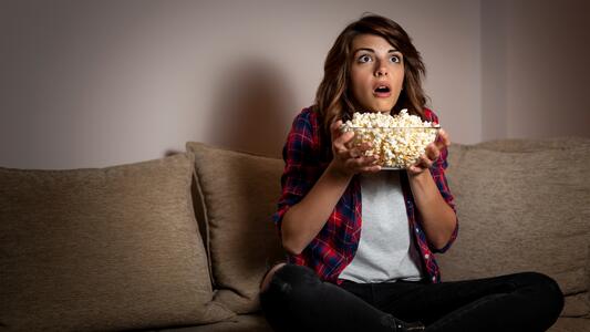 pop-corn-woman